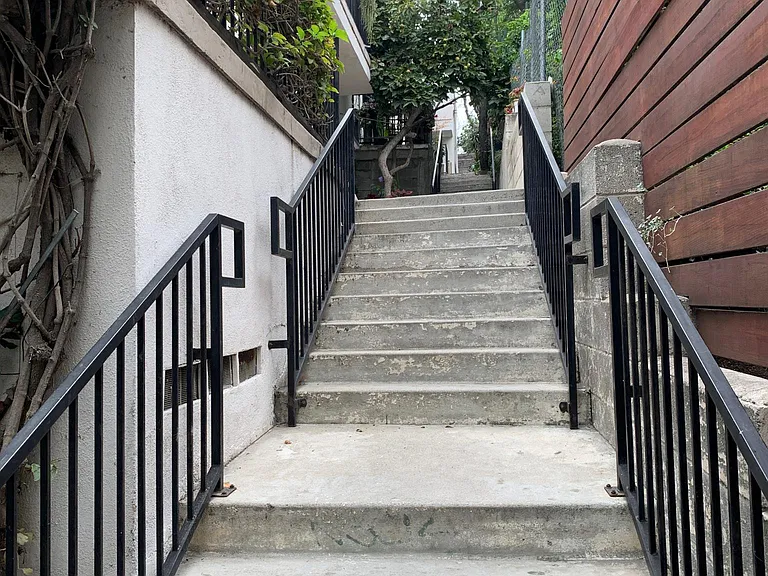 626 Maltman Ave #6 — Photo 3