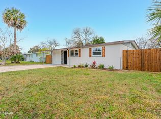 907 Derbyshire Rd, Daytona Beach, FL 32117