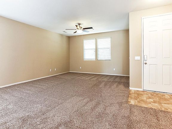 4th image of 1529 W Sidonia St