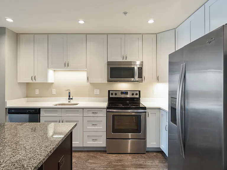5730 Ellsworth Ave — Photo 2