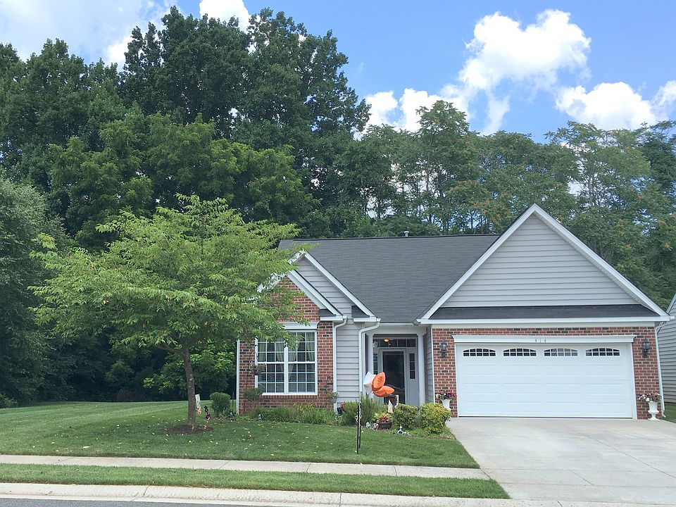 1st image of 414 Paulette Cir