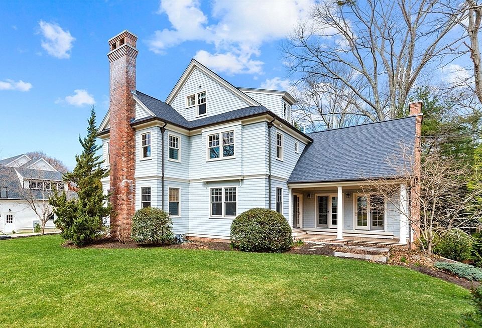 1st image of 22 Fairbanks Rd