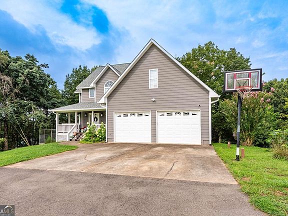 3rd image of 271 Big Sky Ln