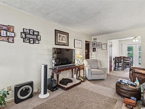 3rd image of 151 W Smiley Ave Unit A & B