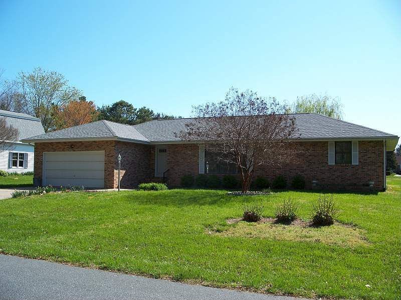 2nd image of 16813 Sherbrooke Rd