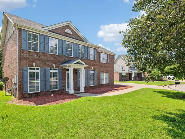 1833 Woodland Farms Ct, Old Hickory, TN 37138