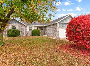 1331 W Meadowbrooke Dr, Ozark, MO 65721