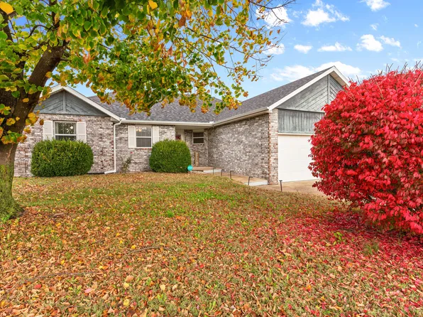 1331 W Meadowbrooke Drive, Ozark, MO 65721