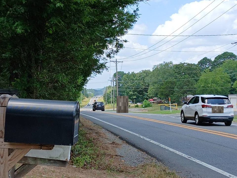 2nd image of 5759 Albert Pike Rd