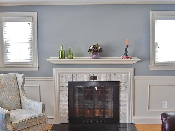 2nd image of 53 Gardiner Ave