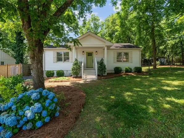 1392 Hawthorne Ave SE, Smyrna, GA 30080