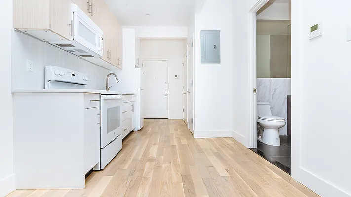 Rented by Nooklyn NYC LLC | media 6