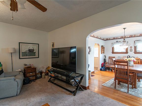 5th image of 1343 Virginia Ave
