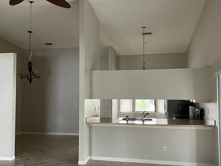 30 Paxford Ln — Photo 10