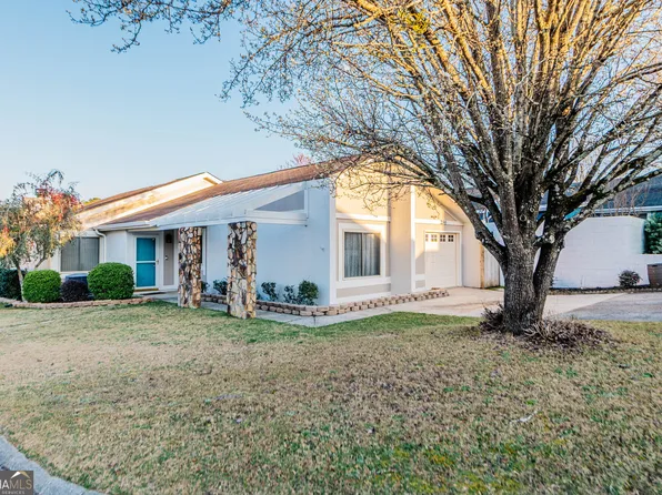 200 Atrium Ct, Warner Robins, GA 31088