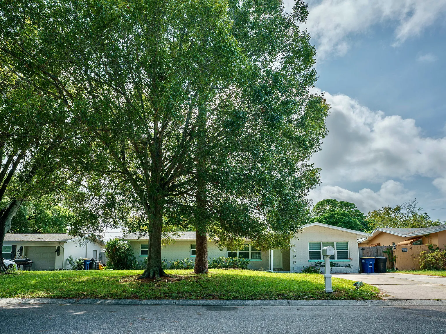 4 bed, 1751 sqft, $3,000 — Photo 2