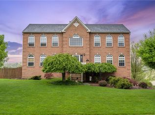 1328 Morgan Cir, Canonsburg, PA 15317