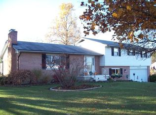 579 N Diamond Mill Rd, New Lebanon, OH 45345