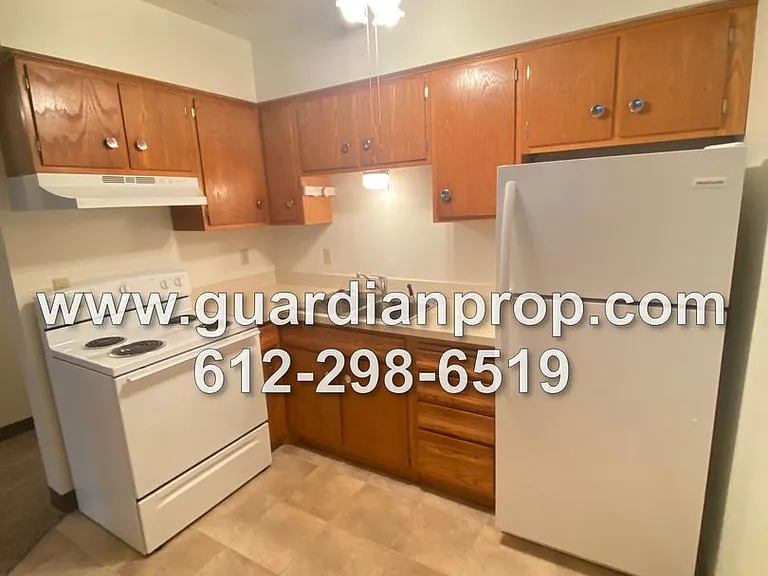1144 Dionne Street — Photo 5