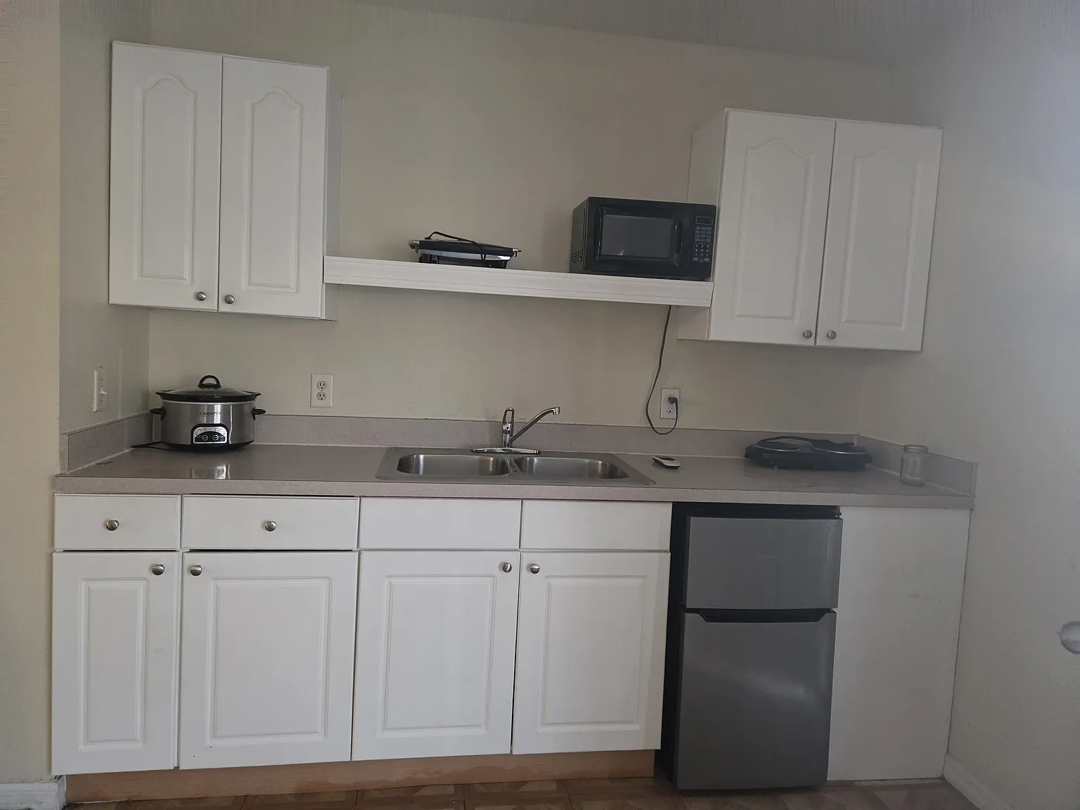 1110 Washington Palm Loop — Photo 4