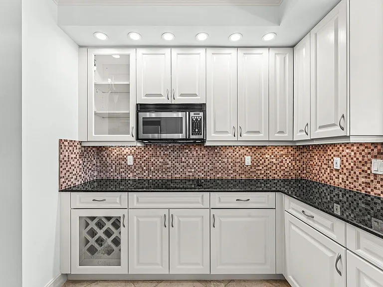 550 SE Mizner Blvd #B501 — Photo 10