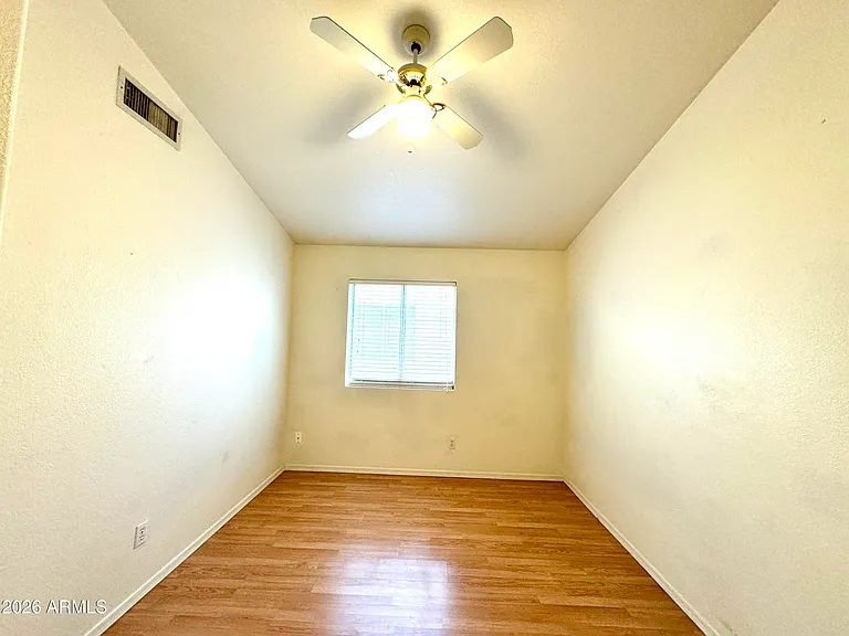 629 N Kenneth Pl — Photo 14