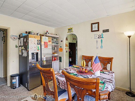 5th image of 1933 Harding Ave