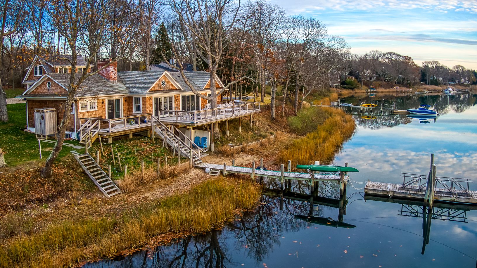  Oversized Deck and Deep Water Dock