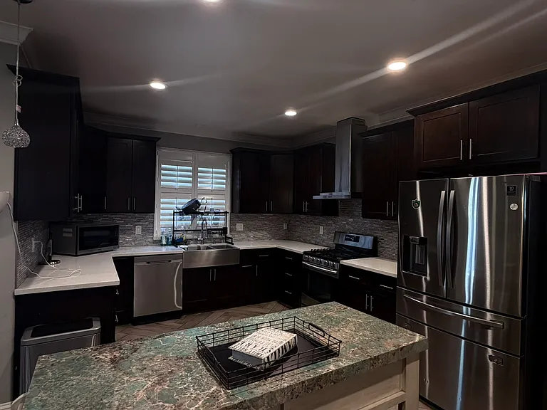 798 Century Ln — Photo 7