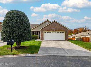 1717 Appian Way, Knoxville, TN 37923