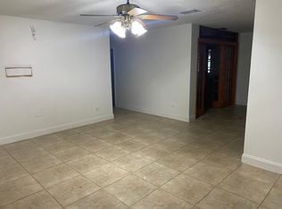 8806 W Hamilton Ave, Tampa, FL 33615