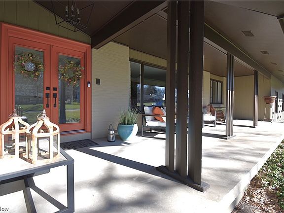 4th image of 1200 Palmetto Dr