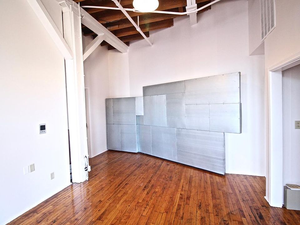 1st image of 1800 Central St Ste 201