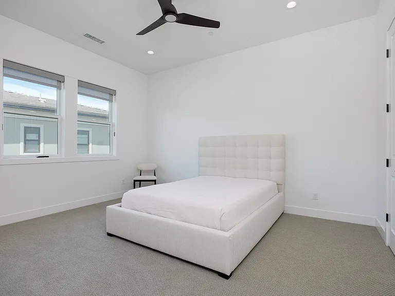 6179 Summit Crest Cir — Photo 24