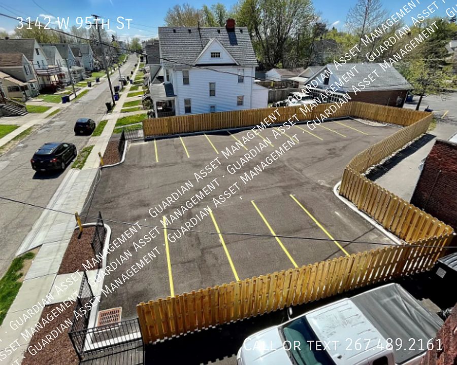 2nd image of 3142 W 95th St