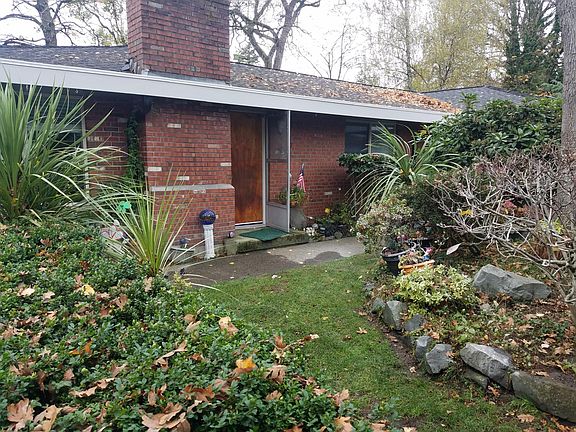 4th image of 6907 Steilacoom Blvd SW