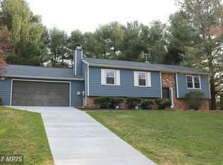 1920 Gardenia St, Sykesville, MD 21784