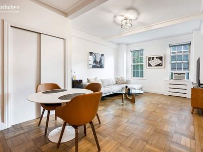 24 5th Ave APT 409, New York, NY, 10011