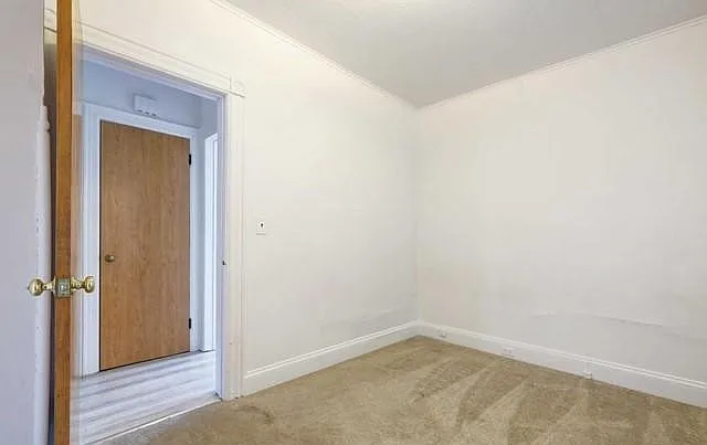 58 Westervelt Ave #1 — Photo 11