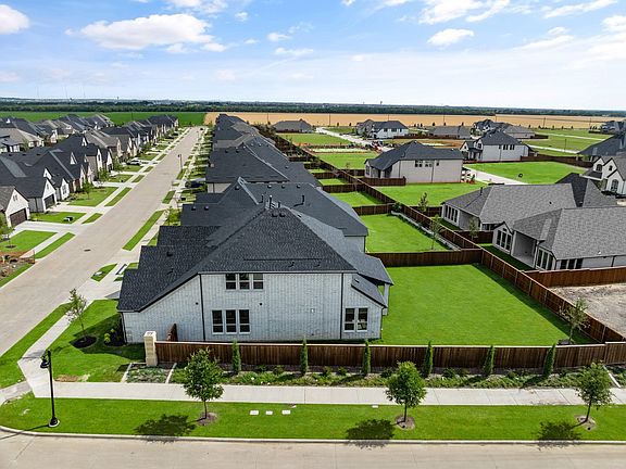 3rd image of 2701 Burnely Ct