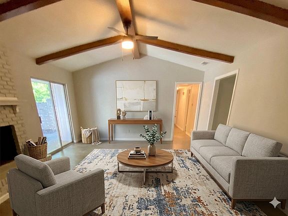 5th image of 1039 Oak Meadow Ln