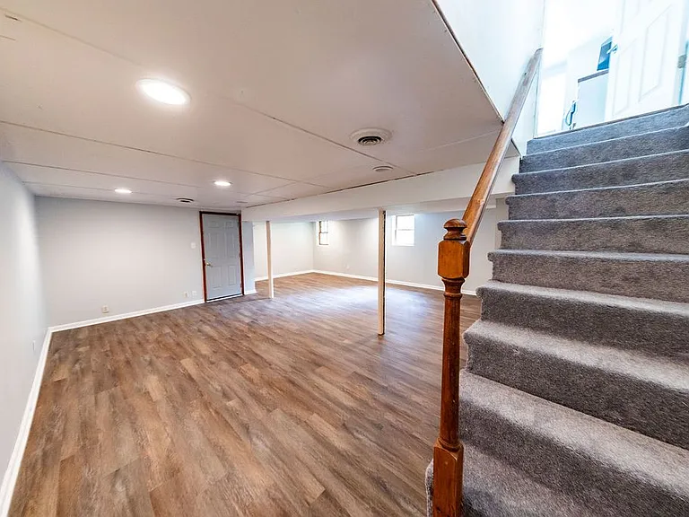 205 Lady Marion Dr — Photo 22