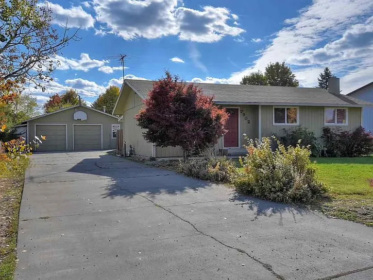 7902 E Nora Ave — Photo 1