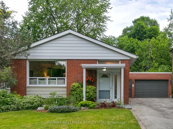 6 Suraty Ave, Toronto, ON M1P 4E1