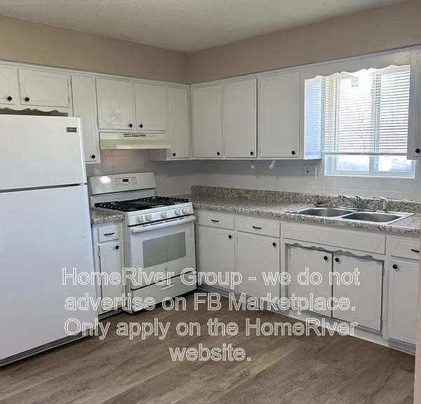 5929 Freeman Ave — Photo 4