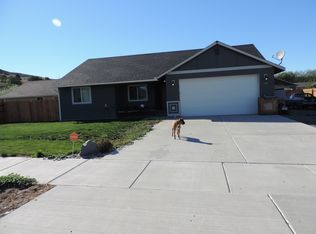 224 Saratoga Ln, Malaga, WA 98828