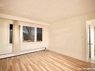 12 Lapp St #2, Toronto, ON M6N3W6