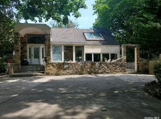 255 Candlewood Path, Dix Hills, NY 11746