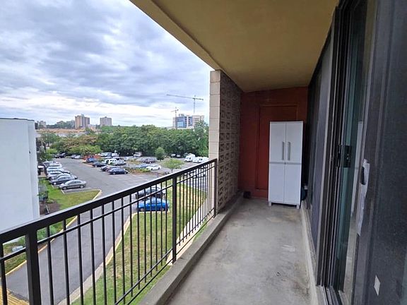 2nd image of 16 S Van Dorn St APT 607