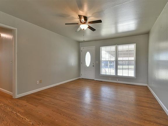5th image of 705 Stahl Dr